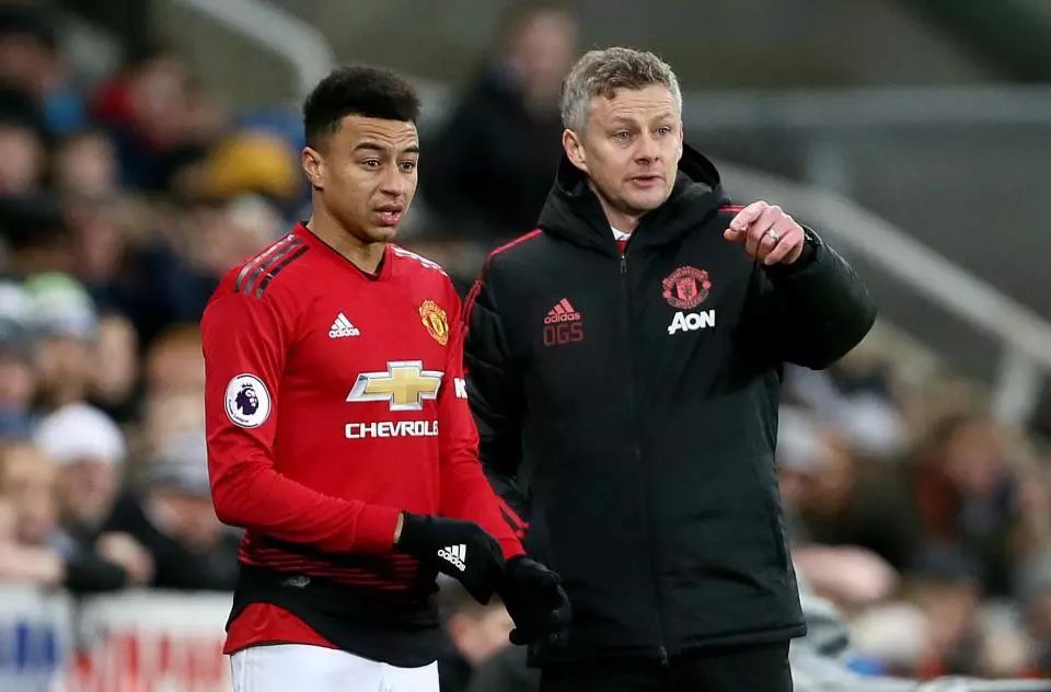 手中脱颖而 手中脱颖而